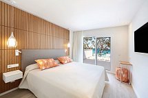 Iberostar Waves Playa de Muro - Wohnbeispiel Doppelzimmer (Zimmercodierungen DB1, DB2, DB5, DB6, D1N, D2N, DV1, DV2, DB3, DB4, D1P, D2P, D3P, D4P, D3N, D4N, D1M, D2M, D3M & D4M)