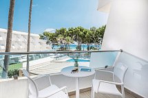 Iberostar Waves Playa de Muro - Beispiel Balkon (Zimmercodierungen D1N, D2N, D3N, D4NF1N & F2N)