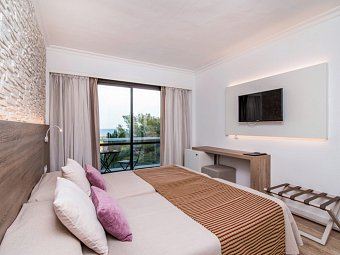 Na Taconera Sport & Relax - Wohnbeispiel Doppelzimmer (Zimmercodierungen DE1, DB1, DB2, DR1 & DBM)