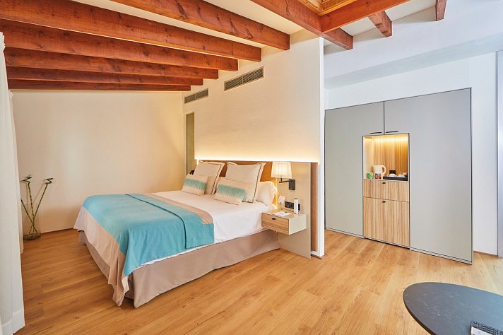 Santa Clara Urban & Spa