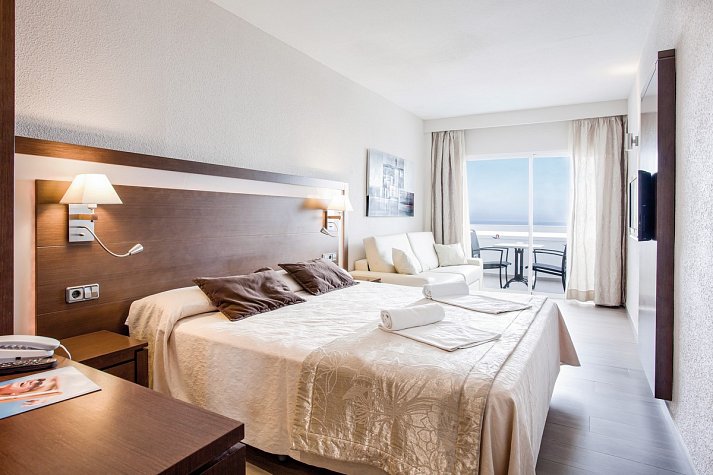 Condesa - Wohnbeispiel Juniorsuite seitl. Meerblick (Zimmercodierung JBN)