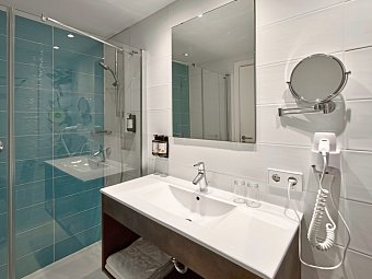 Universal Aparthotel Elisa - Beispiel Bad (Zimmercodierung SB1)