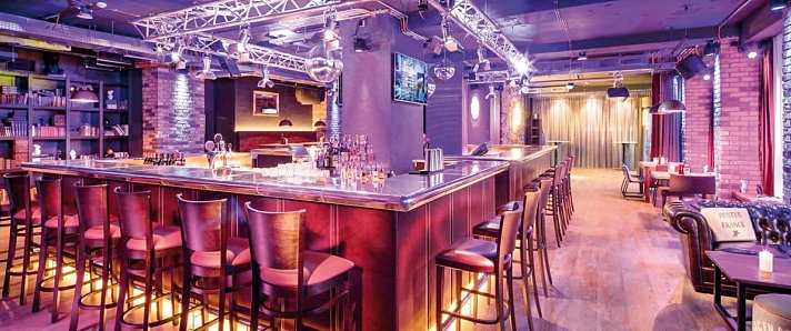 Hotel PULSE8