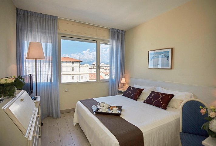 Astor - Wohnbeispiel DZ seitl. Meerblick Viareggio (Zimmercodierung DBN)