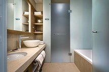 Marea Suites Valamar Collection - Badbeispiel Suite für 2 plus 2 Meerblick (Zimmercodierung WSM)