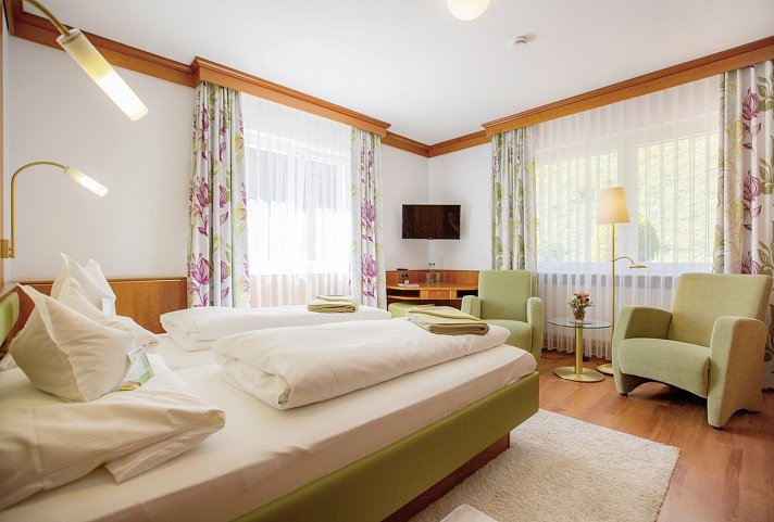 Häfner's Flair Hotel Adlerbad - Wohnbeispiel Doppelzimmer Komfort (Zimmercodierung DF1)