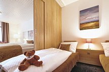 Best Western Plus Schwarzwald Residenz - Wohnbeispiel Familienzimmer (Zimmercodierung FB1)