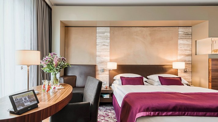 Dorint Hotel am Heumarkt Köln - Wohnbeispiel Doppelzimmer Standard (Zimmercodierung DG1)