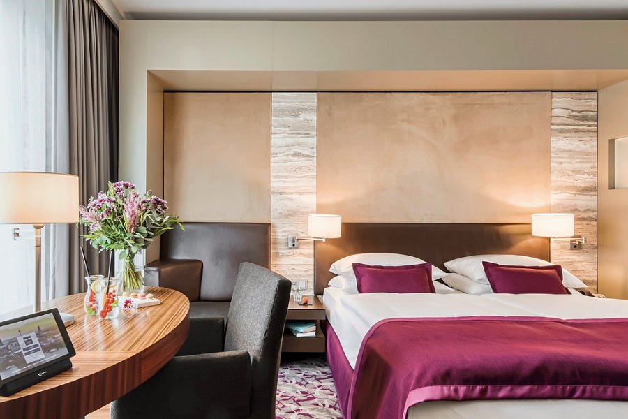 Dorint Hotel am Heumarkt Köln - Wohnbeispiel Doppelzimmer Standard (Zimmercodierung DG1)