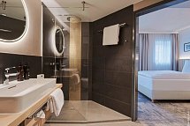 Dorint Hotel Würzburg - Wohnbeispiel Doppelzimmer Standard (Zimmercodierung DG1)