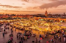 Oasen, Täler und Wüstenkultur - Der Süden Marokkos - Djemaa el Fna, Marrakesch