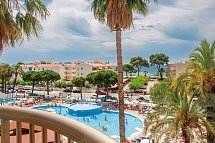 Best Cambrils - Balkonbeispiel Doppelzimmer Poolblick (Zimmercodierung D1P)