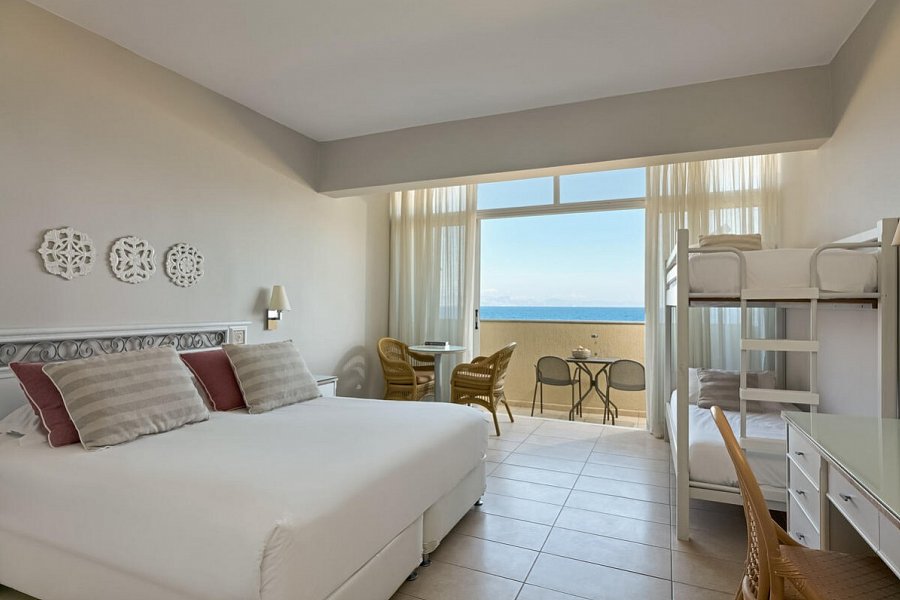 Atlantica Princess - Wohnbeispiel Familienzimmer Meerblick (Zimmercodierung FBM)
