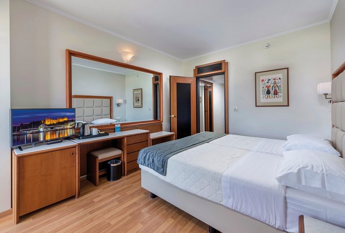 Apollo Beach - Wohnbeispiel Doppelzimmer seitl. Meerblick (Zimmercodierung D1N)