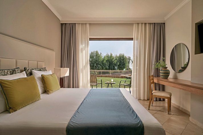 Lindos Imperial Resort & Spa - Wohnbeispiel Familienzimmer Gartenblick (Zimmercodierung FBG)