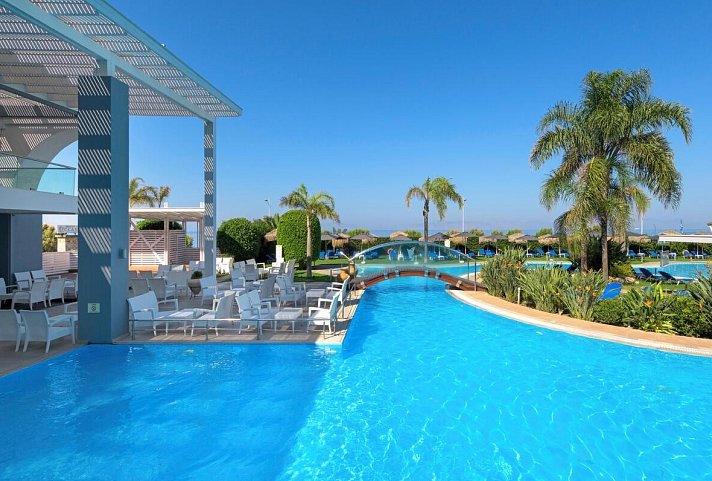Oceanis Beach