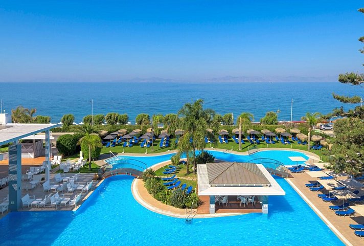 Oceanis Beach