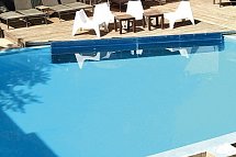 Amphitryon City Hotel