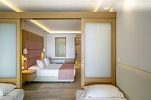 Amada Colossos Resort - Wohnbeispiel Familienzimmer Meerblick (Zimmercodierung F1M)