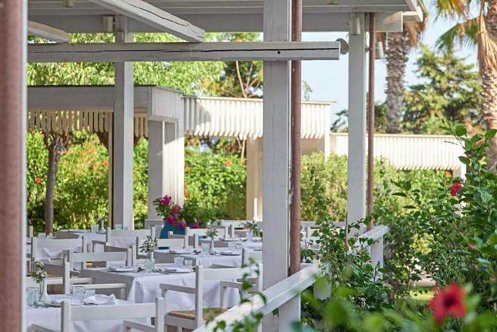 Esperos Palace Resort & Spa