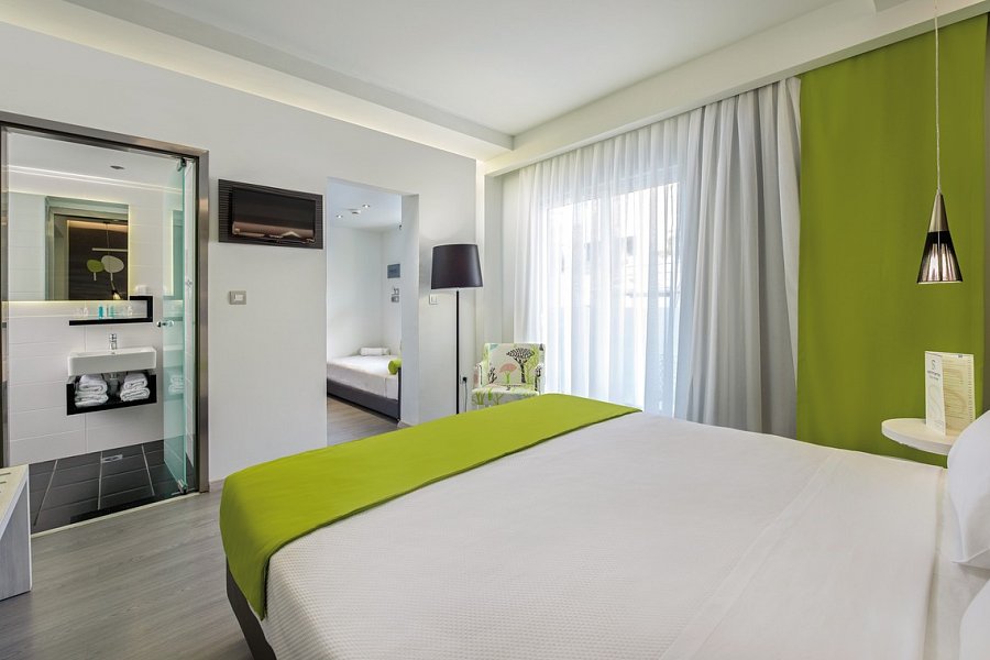 Semiramis - Wohnbeispiel Dreibettzimmer Landblick (Zimmercodierung TBL)
