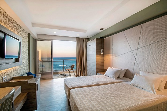 Pegasos Deluxe Beach Hotel - Wohnbeispiel Doppelzimmer Superior Meerblick (Zimmercodierung DSM)