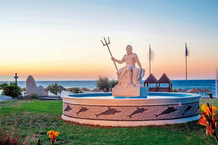 Pegasos Deluxe Beach Hotel
