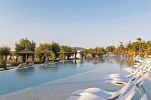 Pegasos Deluxe Beach Hotel