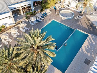 Pefkos Breeze Family Resort & Spa
