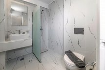 Pefkos Breeze Family Resort & Spa - Badbeispiel Doppelzimmer (Zimmercodierung DB1)