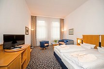 Asgard´s Strand- und Wellnesshotels (Asgard + Midgard + Meereswarte) - Wohnbeispiel Appartement 1 Wohn-/Schlafraum Waldseite (Zimmercodierung SB1)