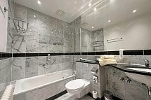 Asgard´s Strand- und Wellnesshotels (Asgard + Midgard + Meereswarte) - Beispiel Bad Appartement 1 Schlafzimmer Seeseite (Zimmercodierung AB2)