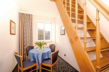 Asgard´s Strand- und Wellnesshotels (Asgard + Midgard + Meereswarte) - Wohnbeispiel Appartement 1 Schlafzimmer Waldseite mit Balkon (Zimmercodierung AB3)