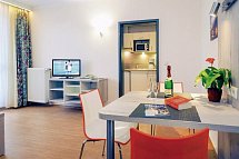 Kurhotel zu Heringsdorf - Wohnbeispiel App. 2 Räume Balkon 40 qm (Zimmercodierungen AB1 & AB2)
