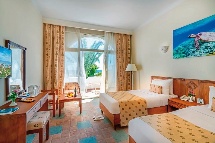 Three Corners Equinox Beach Resort - Wohnbeispiel Doppelzimmer Komfort Meerblick (Zimmercodierungen DFM & DCM)