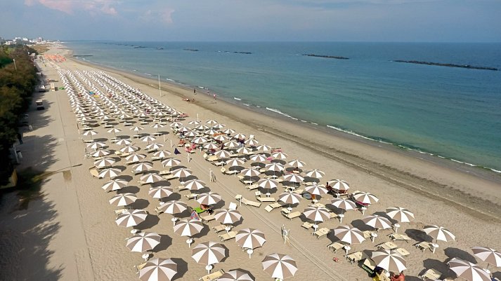 Vigna sul Mar Family Collection