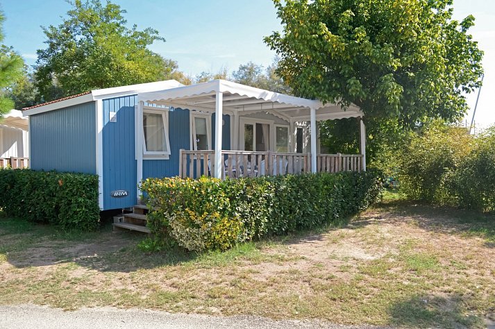 Vigna sul Mar Family Collection - Wohnbeispiel Lodge Superior Family (Zimmercodierung CD2)