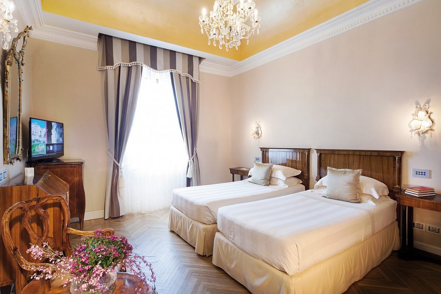 Grand Hotel Rimini & Residenza Parco Fellini - Wohnbeispiel Doppelzimmer Executive