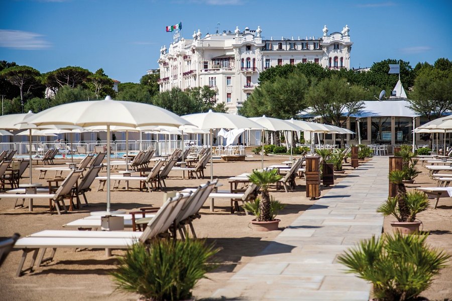 Grand Hotel Rimini & Residenza Parco Fellini