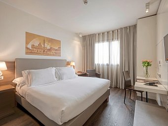H10 Roma Città - Wohnbeispiel Doppelzimmer (Zimmercodierung DB1)