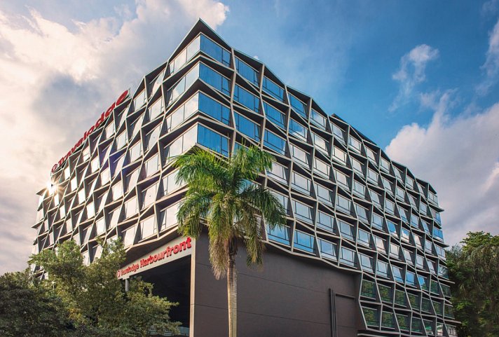 Travelodge Harbourfront Singapore