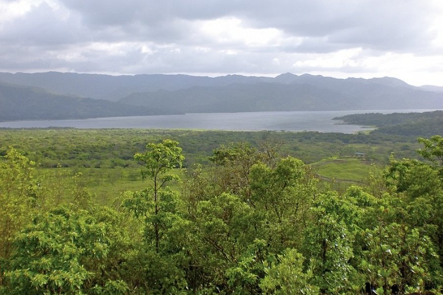Pura Vida - Costa Rica hautnah mit Badeverlängerung - Blick über den Arenal-See