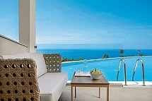 Zeus Eleva Ajul - Wohnbeispiel Doppelzimmer Deluxe Gemeinschaftspool (Zimmercodierung DDQ)