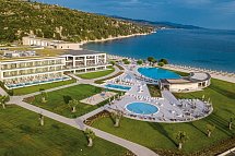 Ammoa Luxury Hotel & Spa Resort