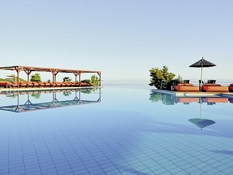 Alia Palace