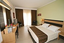 Lagomandra Hotel & Spa