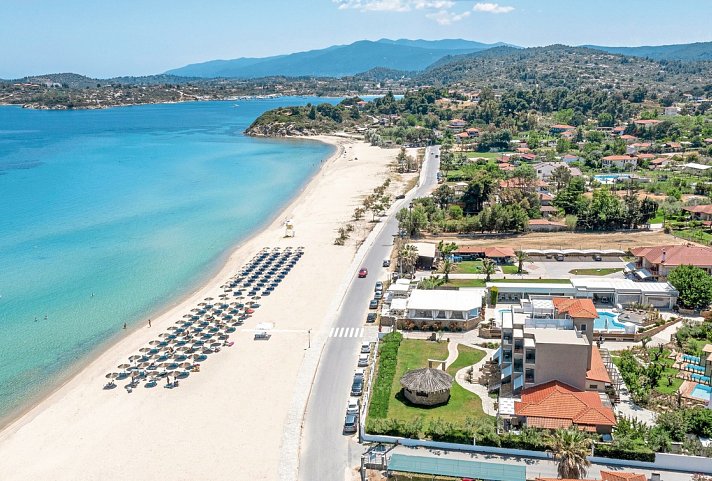 Antigoni Seaside Resort