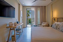 Portes Theros - Wohnbeispiel Doppelzimmer Poolblick (Zimmercodierung DBP)