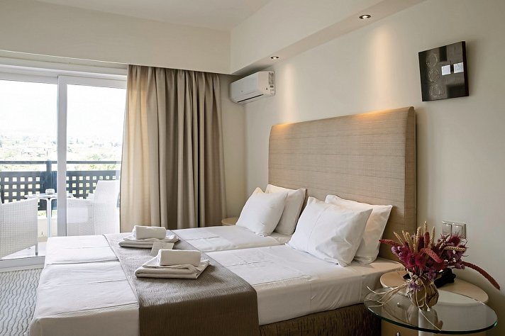 Olympian Bay Grand Resort