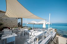 White Suites Resort